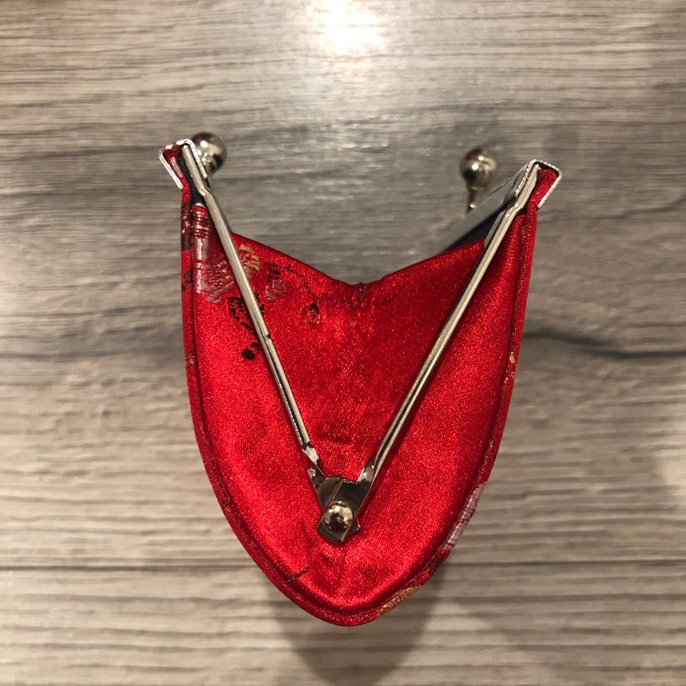 New Vintage Oriental Asian Cherry Blossom Red Hardshell Coin Purse Mini Pouch - Picture 12 of 12
